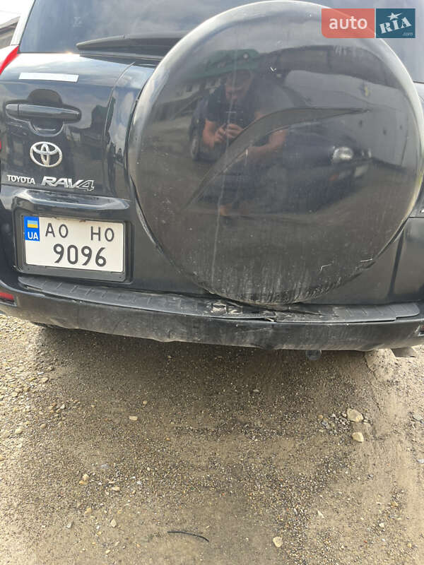 Позашляховик / Кросовер Toyota RAV4 2006 в Рахові