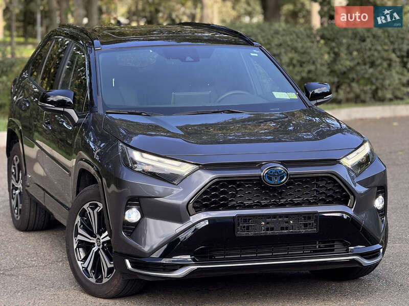 Внедорожник / Кроссовер Toyota RAV4 2022 в Одессе