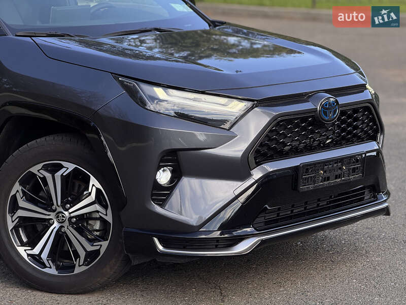 Внедорожник / Кроссовер Toyota RAV4 2022 в Одессе