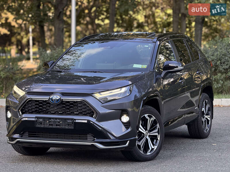 Внедорожник / Кроссовер Toyota RAV4 2022 в Одессе