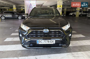 Внедорожник / Кроссовер Toyota RAV4 2020 в Львове