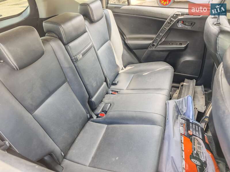 Внедорожник / Кроссовер Toyota RAV4 2017 в Николаеве