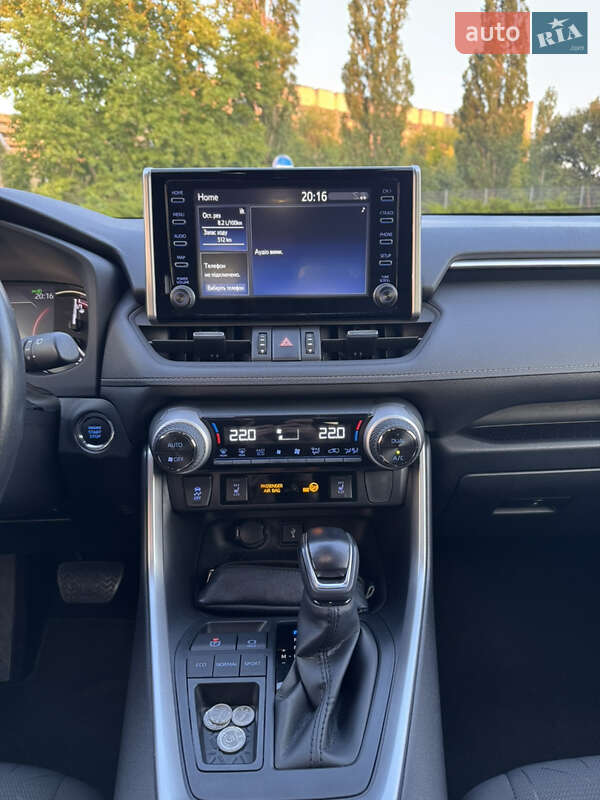 Внедорожник / Кроссовер Toyota RAV4 2022 в Николаеве