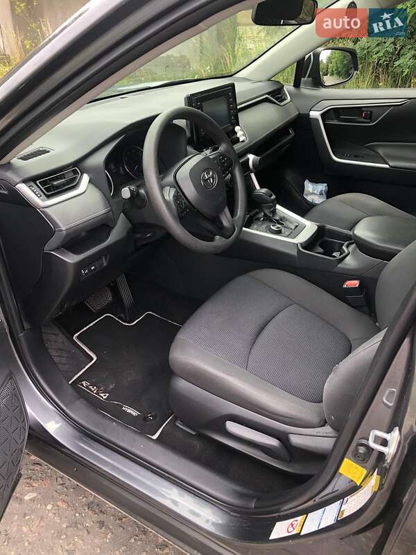Позашляховик / Кросовер Toyota RAV4 2019 в Сокалі