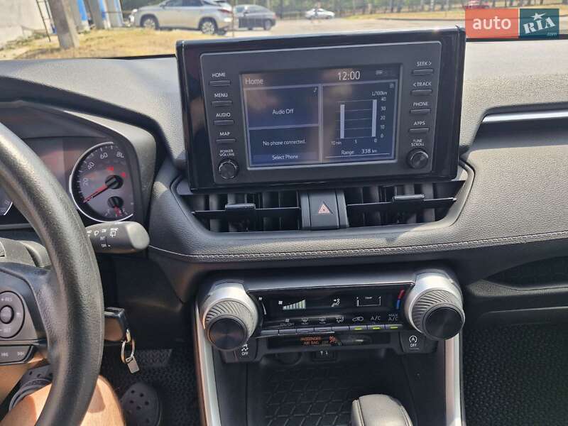 Позашляховик / Кросовер Toyota RAV4 2019 в Миколаєві