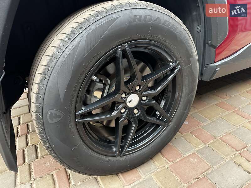 Внедорожник / Кроссовер Toyota RAV4 2019 в Кривом Роге фото 10 Внедорожник / Кроссовер Toyota RAV4 2019 в Кривом Роге