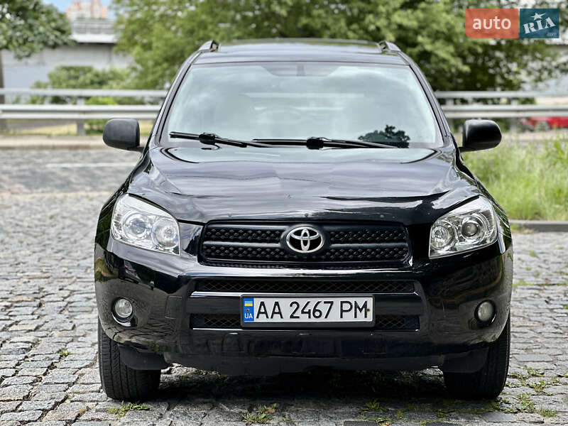 Позашляховик / Кросовер Toyota RAV4 2006 в Києві