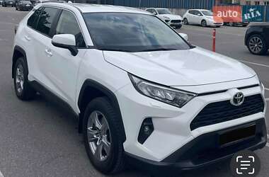 Внедорожник / Кроссовер Toyota RAV4 2022 в Киеве