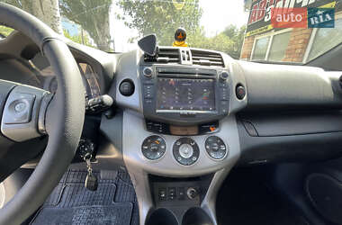 Внедорожник / Кроссовер Toyota RAV4 2007 в 