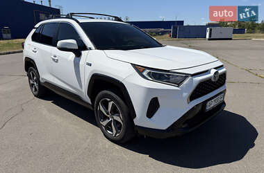 Внедорожник / Кроссовер Toyota RAV4 2021 в Кривом Роге