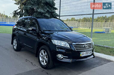 Внедорожник / Кроссовер Toyota RAV4 2011 в Киеве