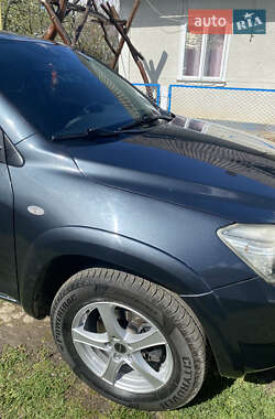 Внедорожник / Кроссовер Toyota RAV4 2007 в 