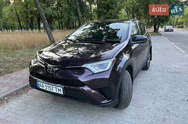 Внедорожник / Кроссовер Toyota RAV4 2017 в Киеве