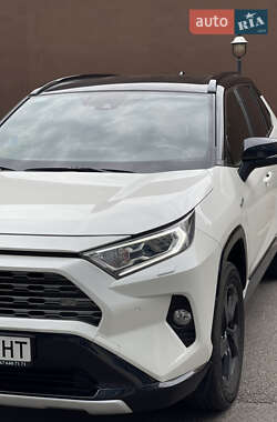 Позашляховик / Кросовер Toyota RAV4 2019 в Києві