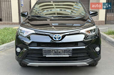 Позашляховик / Кросовер Toyota RAV4 2017 в Одесі