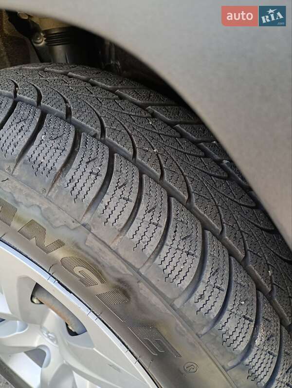 Позашляховик / Кросовер Toyota RAV4 2019 в Врадіївці