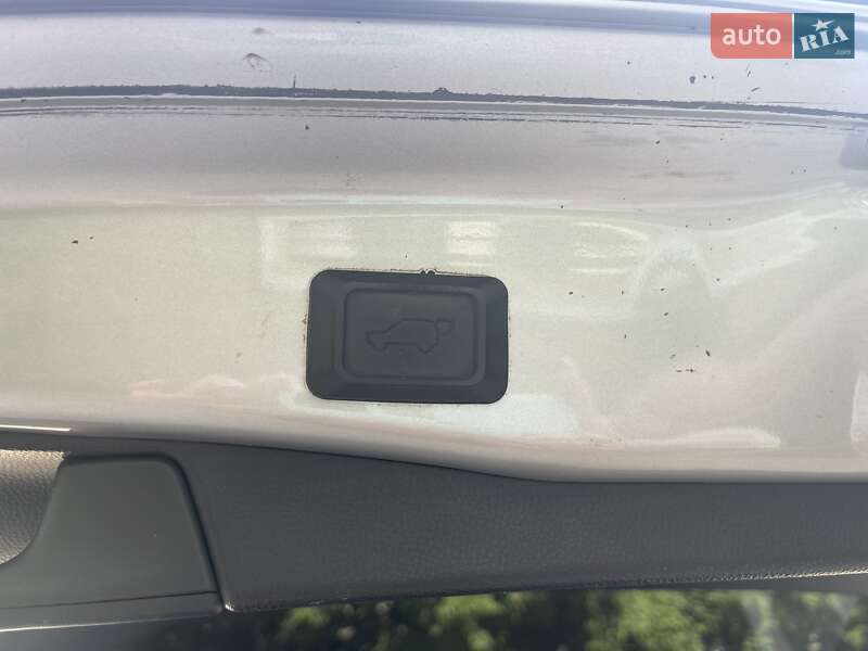 Позашляховик / Кросовер Toyota RAV4 2021 в Кропивницькому