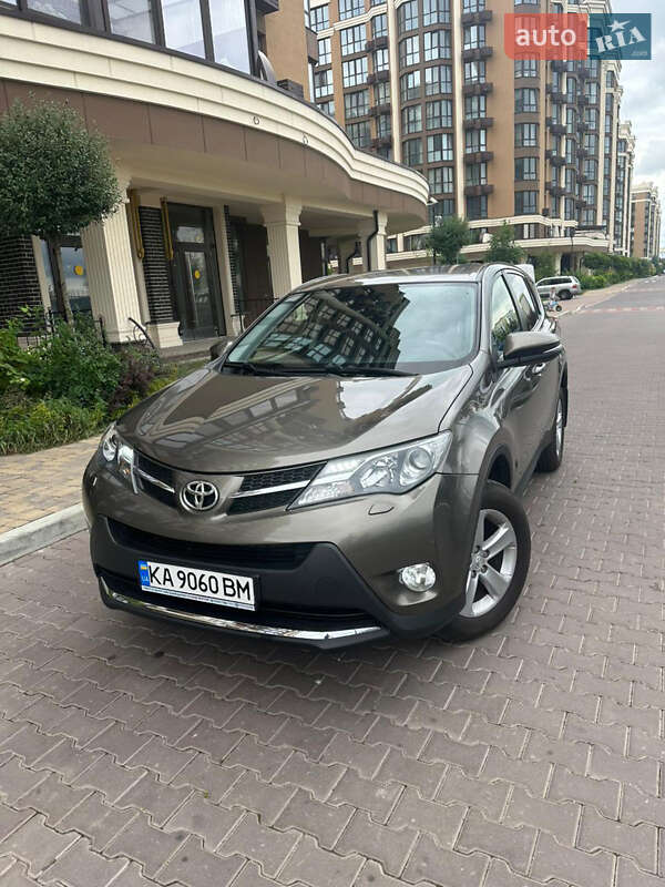 Toyota RAV4 2013