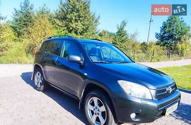 Внедорожник / Кроссовер Toyota RAV4 2007 в Киеве