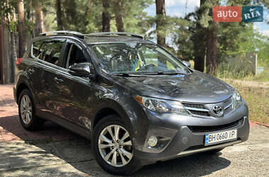 Позашляховик / Кросовер Toyota RAV4 2014 в Києві