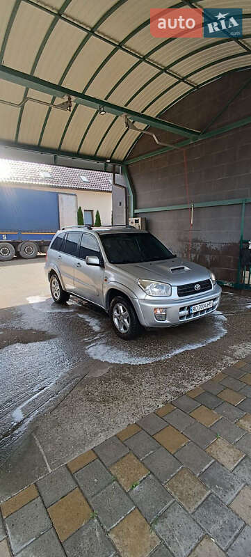 Внедорожник / Кроссовер Toyota RAV4 2001 в Берегово фото 3 Внедорожник / Кроссовер Toyota RAV4 2001 в Берегово