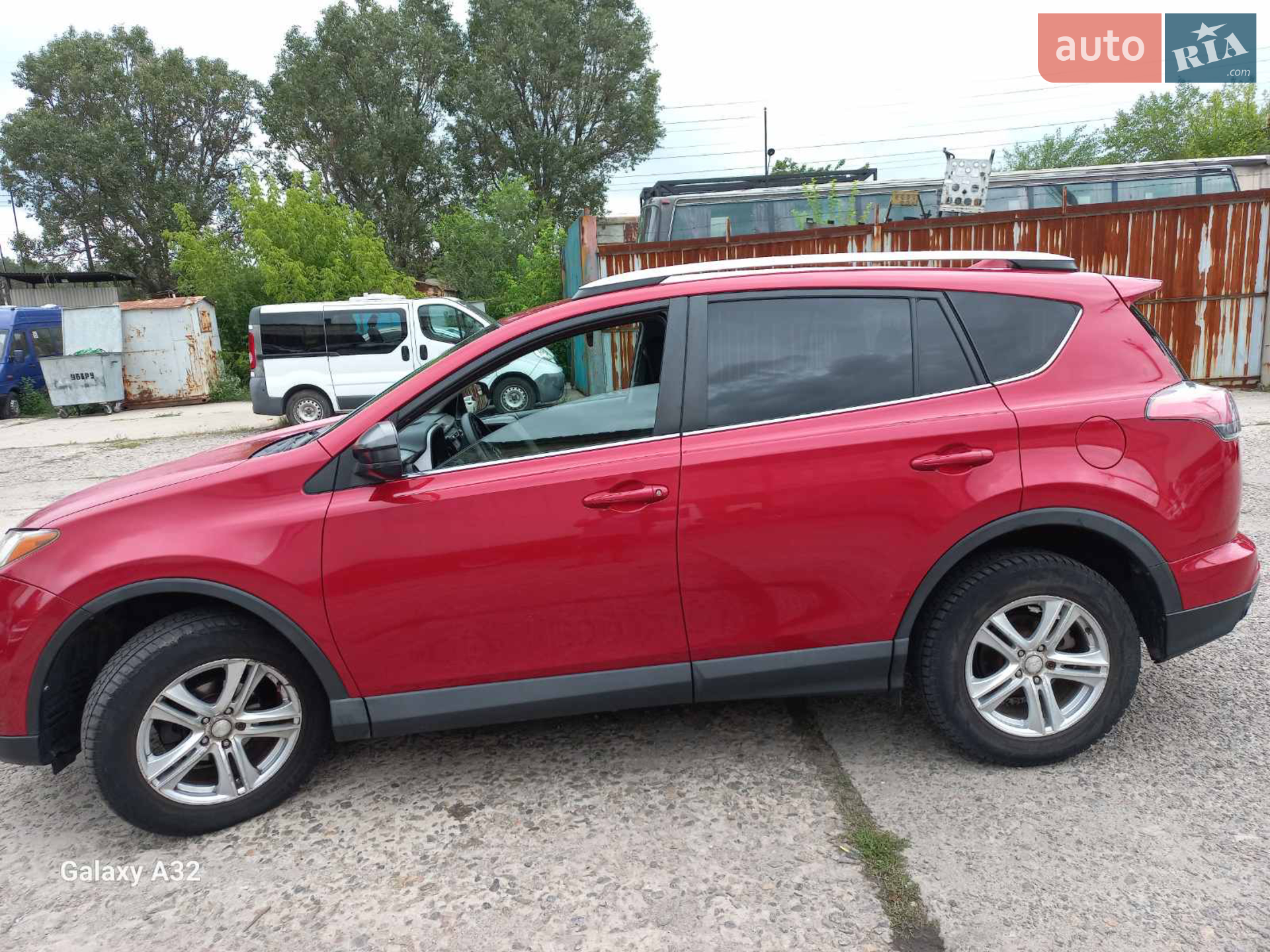 2016 Toyota RAV 4 - фото 1