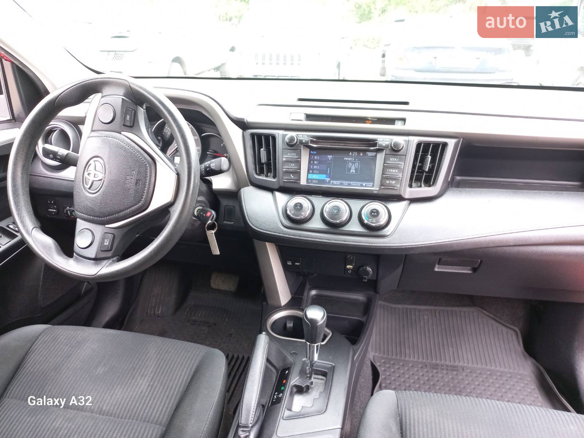 2016 Toyota RAV 4 - мініатюра 10