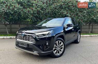 Внедорожник / Кроссовер Toyota RAV4 2023 в Полтаве