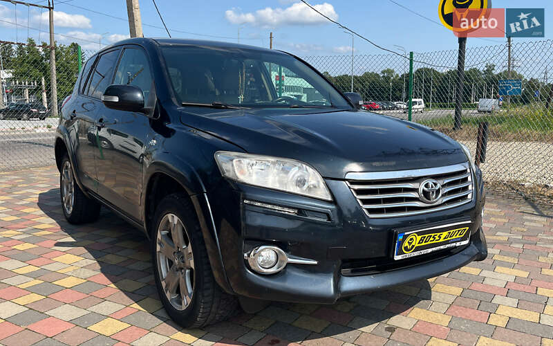 Toyota RAV4 2010