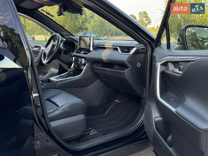 Внедорожник / Кроссовер Toyota RAV4 2020 в Александрие фото 17 Внедорожник / Кроссовер Toyota RAV4 2020 в Александрие