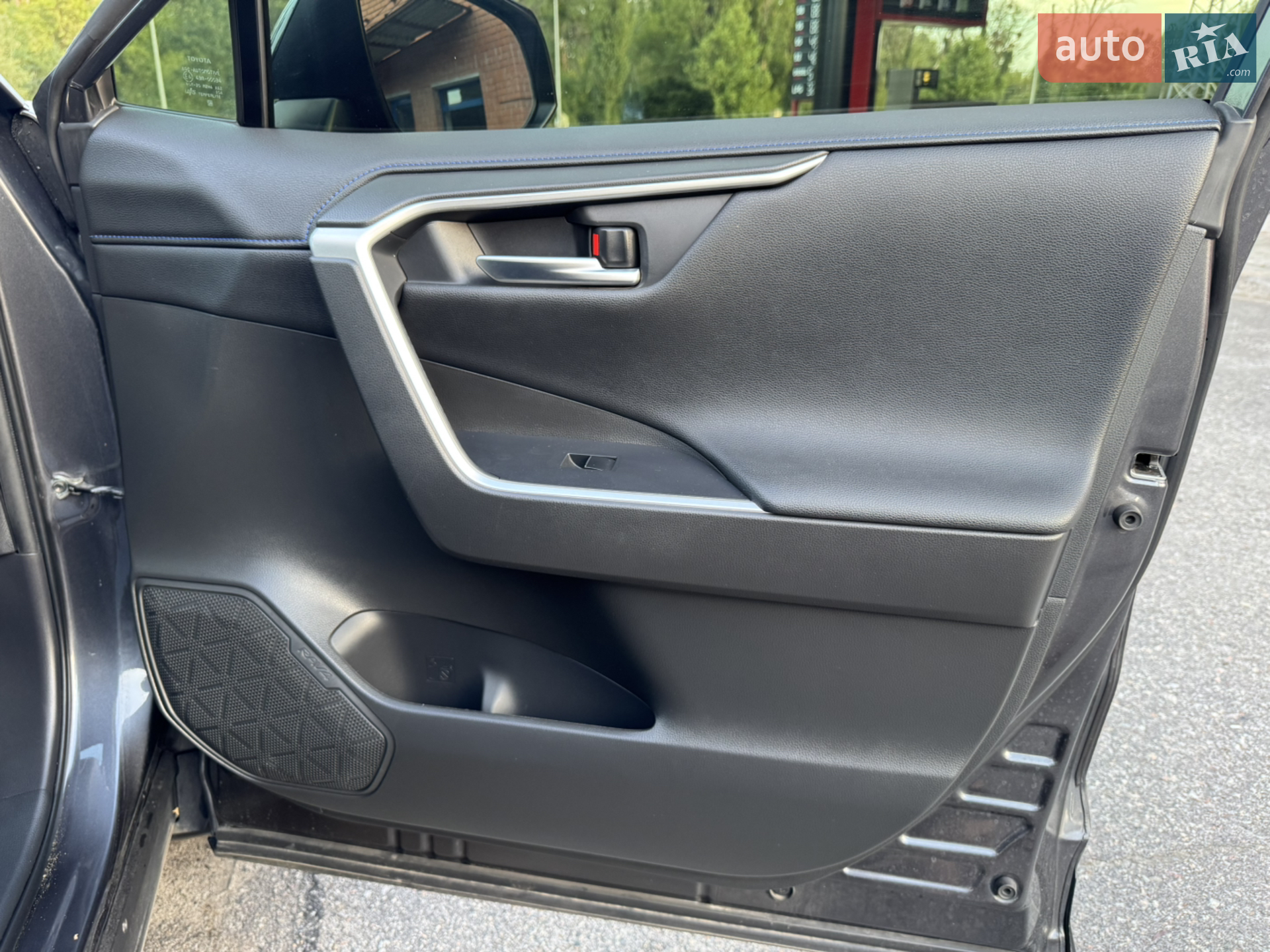 2020 Toyota RAV 4 - мініатюра 17