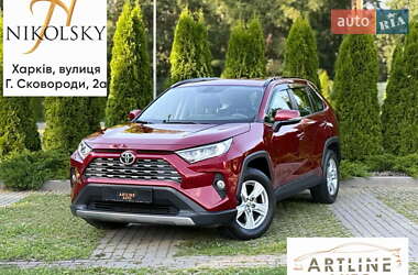 Внедорожник / Кроссовер Toyota RAV4 2019 в Харькове