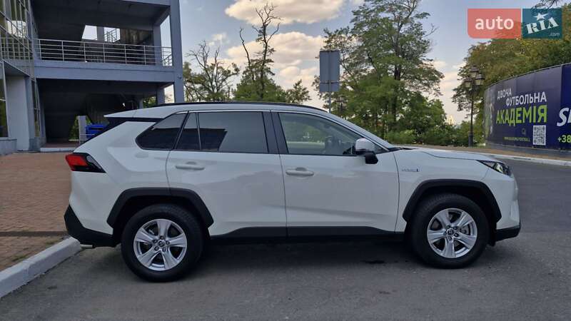 Внедорожник / Кроссовер Toyota RAV4 2020 в Одессе фото 7 Внедорожник / Кроссовер Toyota RAV4 2020 в Одессе