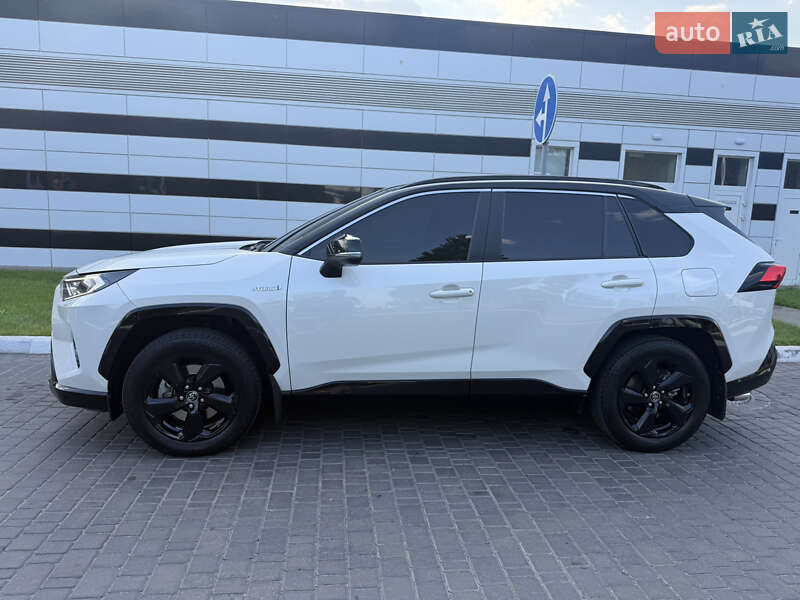 Позашляховик / Кросовер Toyota RAV4 2019 в Одесі