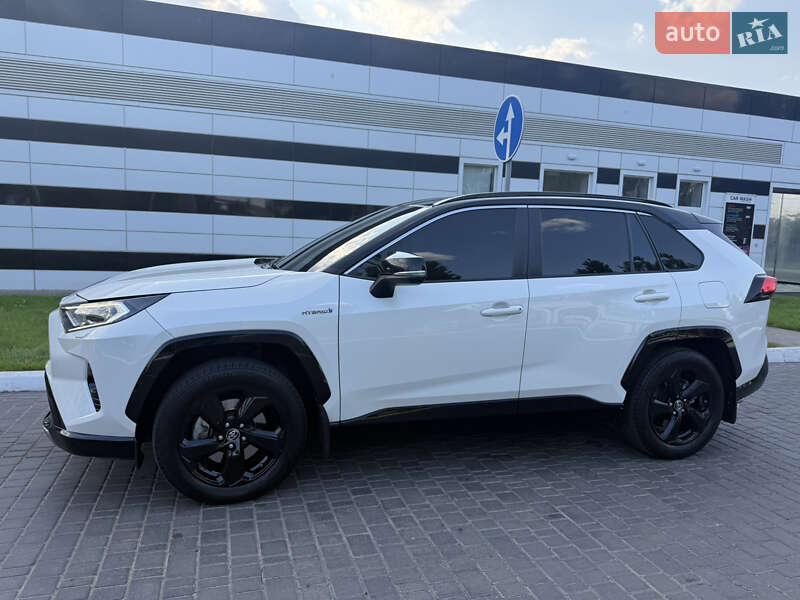 Позашляховик / Кросовер Toyota RAV4 2019 в Одесі