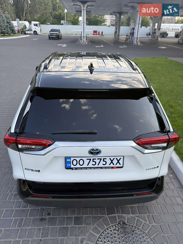 Позашляховик / Кросовер Toyota RAV4 2019 в Одесі