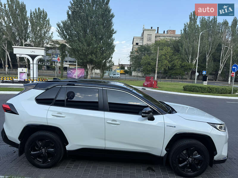 Позашляховик / Кросовер Toyota RAV4 2019 в Одесі
