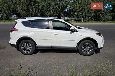 Внедорожник / Кроссовер Toyota RAV4 2018 в Черкассах