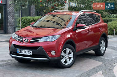 Внедорожник / Кроссовер Toyota RAV4 2013 в Киеве