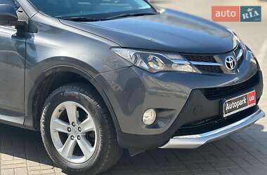 Внедорожник / Кроссовер Toyota RAV4 2013 в 