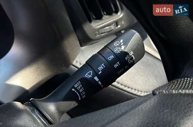 Внедорожник / Кроссовер Toyota RAV4 2013 в 
