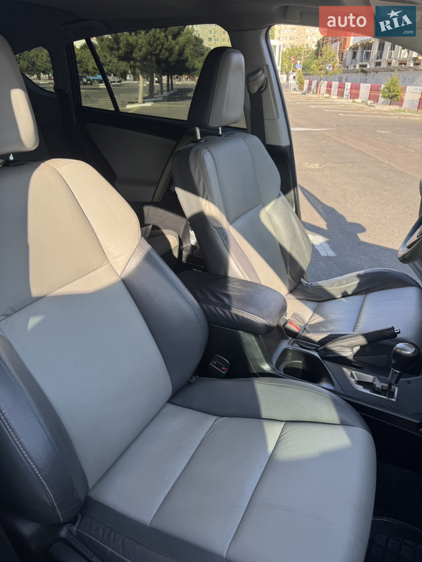 2015 Toyota RAV 4 - мініатюра 15