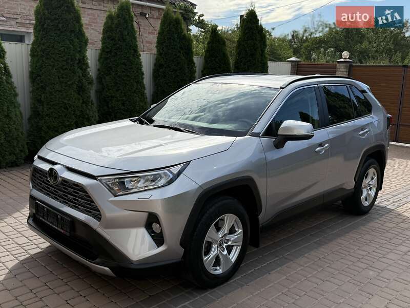 Позашляховик / Кросовер Toyota RAV4 2021 в Кропивницькому фото 2 Позашляховик / Кросовер Toyota RAV4 2021 в Кропивницькому