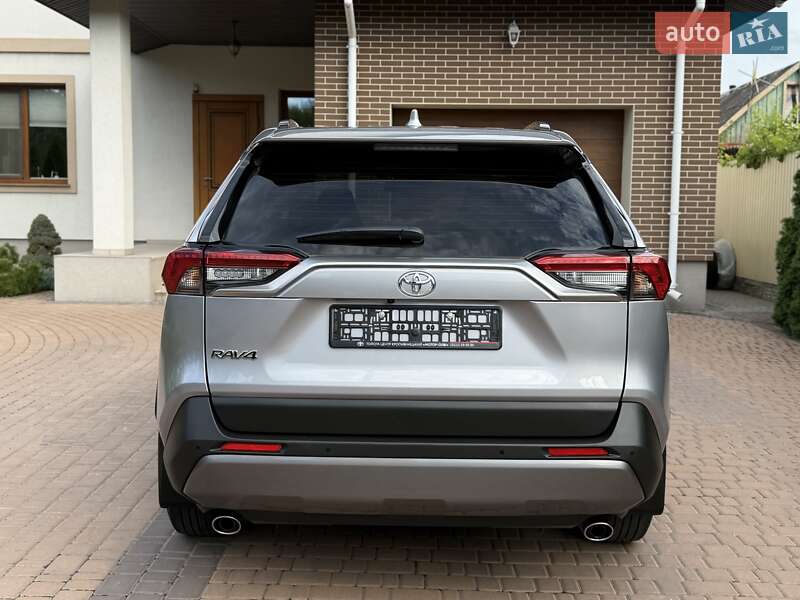 Позашляховик / Кросовер Toyota RAV4 2021 в Кропивницькому фото 9 Позашляховик / Кросовер Toyota RAV4 2021 в Кропивницькому