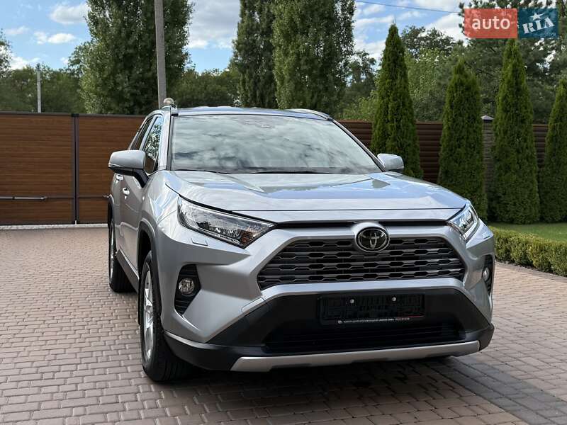 Позашляховик / Кросовер Toyota RAV4 2021 в Кропивницькому фото 13 Позашляховик / Кросовер Toyota RAV4 2021 в Кропивницькому