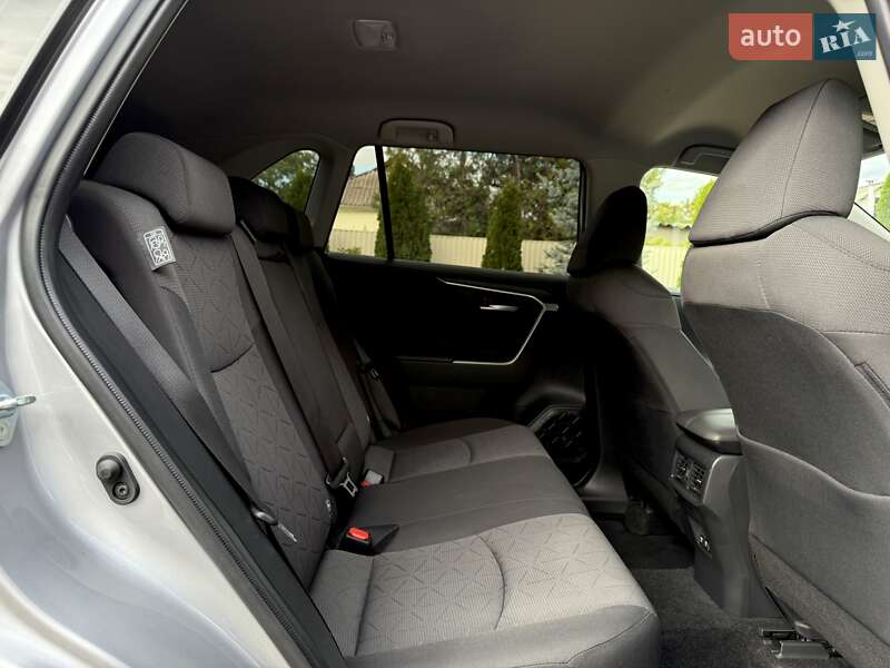 Позашляховик / Кросовер Toyota RAV4 2021 в Кропивницькому фото 21 Позашляховик / Кросовер Toyota RAV4 2021 в Кропивницькому