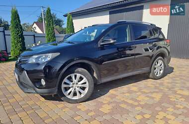 Позашляховик / Кросовер Toyota RAV4 2013 в Нововолинську
