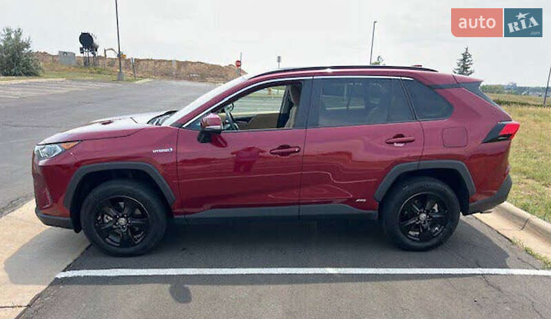 Внедорожник / Кроссовер Toyota RAV4 2021 в Львове фото 3 Внедорожник / Кроссовер Toyota RAV4 2021 в Львове