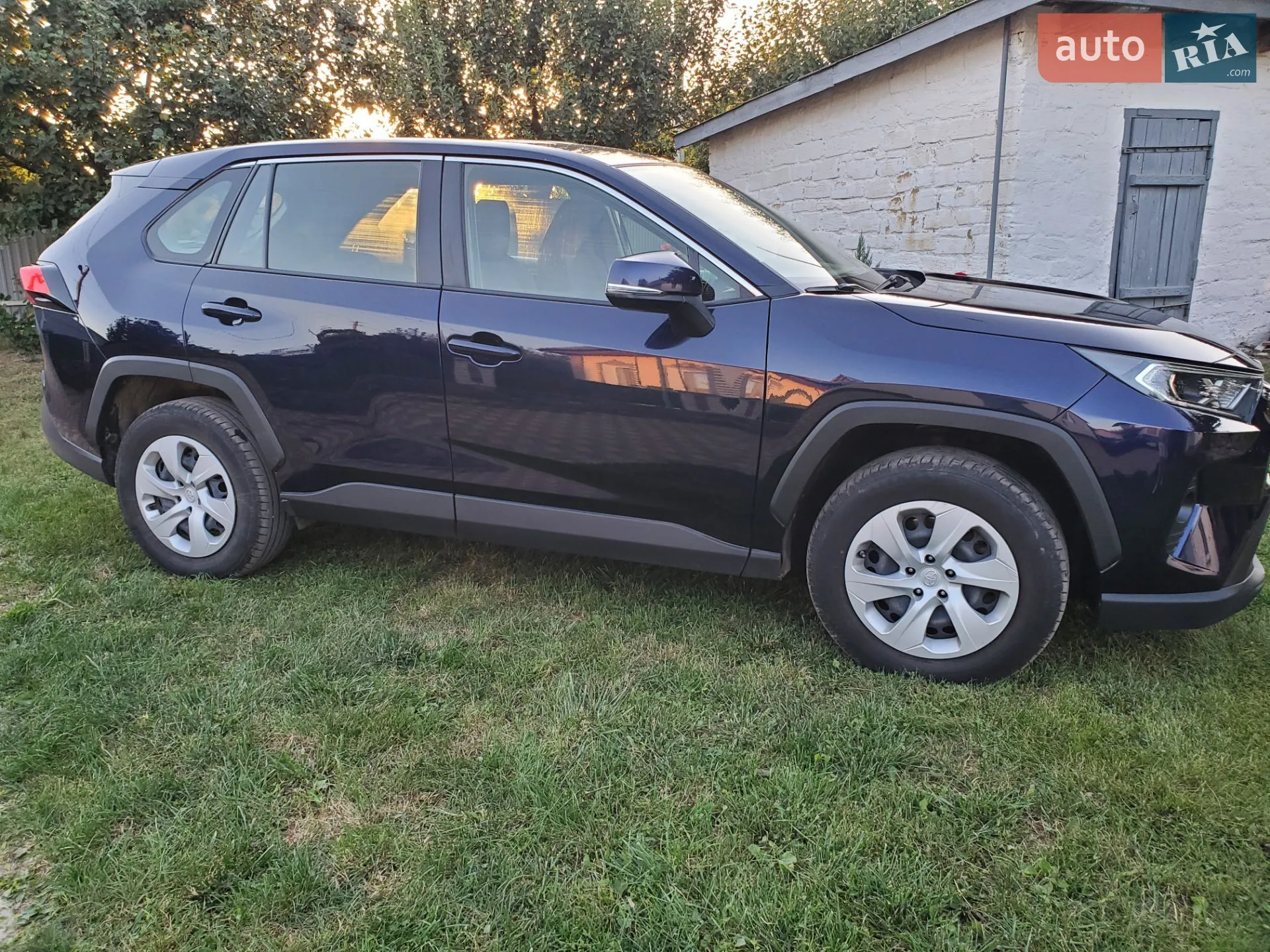 2019 Toyota RAV 4 - мініатюра 7