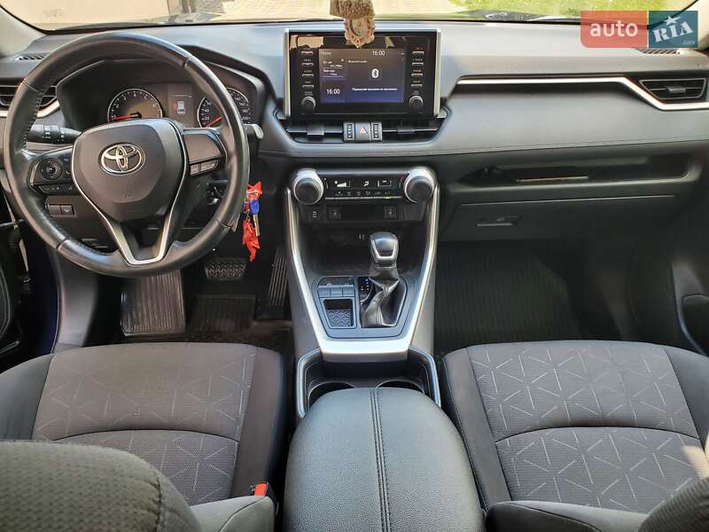 Позашляховик / Кросовер Toyota RAV4 2019 в Монастирищеві фото 14 Позашляховик / Кросовер Toyota RAV4 2019 в Монастирищеві